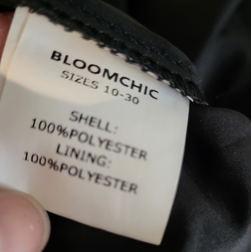 NWT Bloomchic Floral Embroidered Mesh Elastic Waist Dress Size 18/20 - Picture 8 of 12